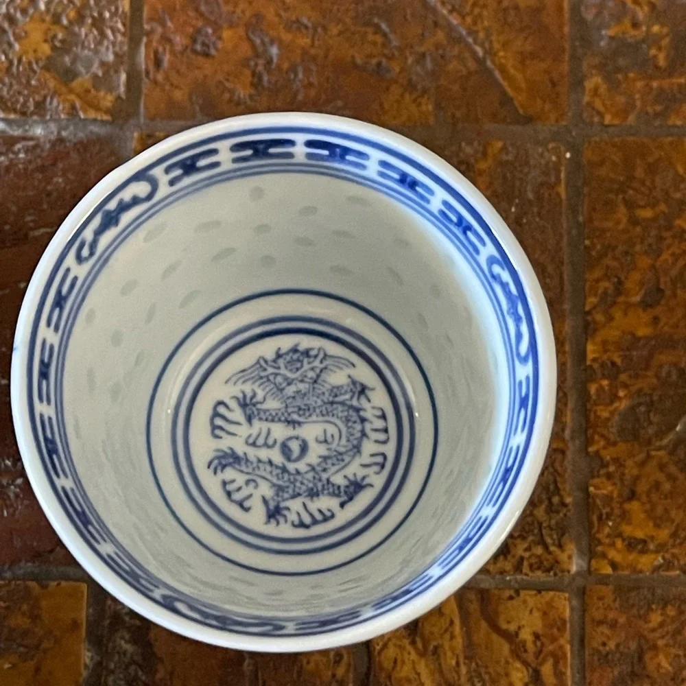 Vintage Tea cups - Picture 7 of 9